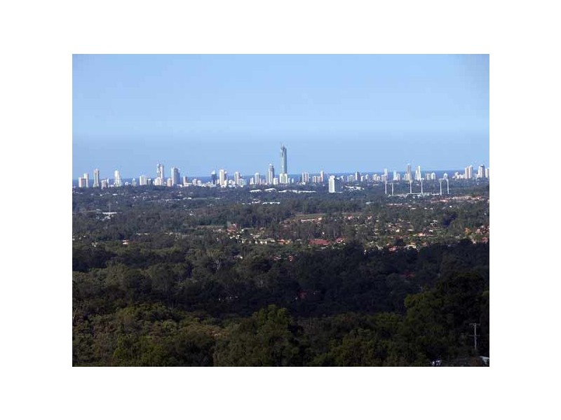 35 Arunta Drive, Mount Nathan QLD 4211