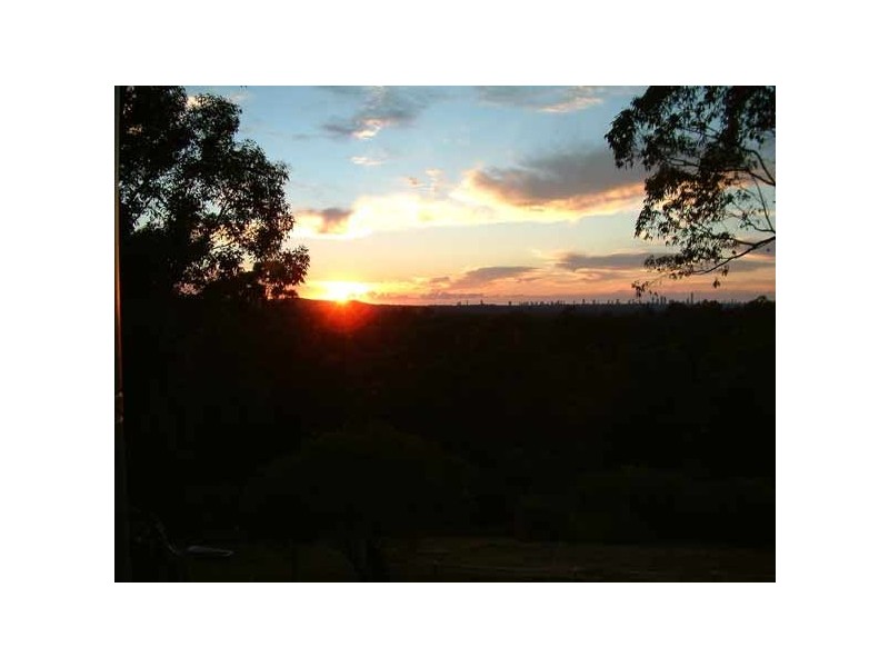 35 Arunta Drive, Mount Nathan QLD 4211