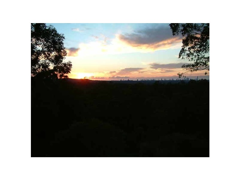 35 Arunta Drive, Mount Nathan QLD 4211