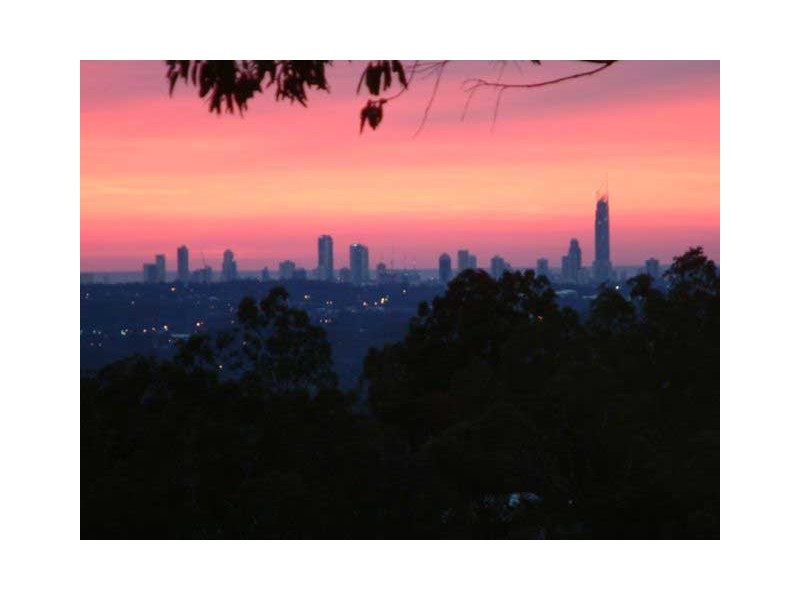 35 Arunta Drive, Mount Nathan QLD 4211