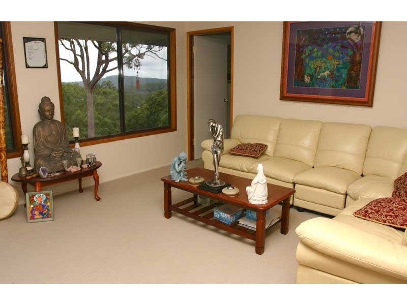 35 Arunta Drive, Mount Nathan QLD 4211