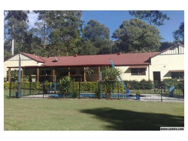 13 The Oval Drive, Mount Nathan QLD 4211