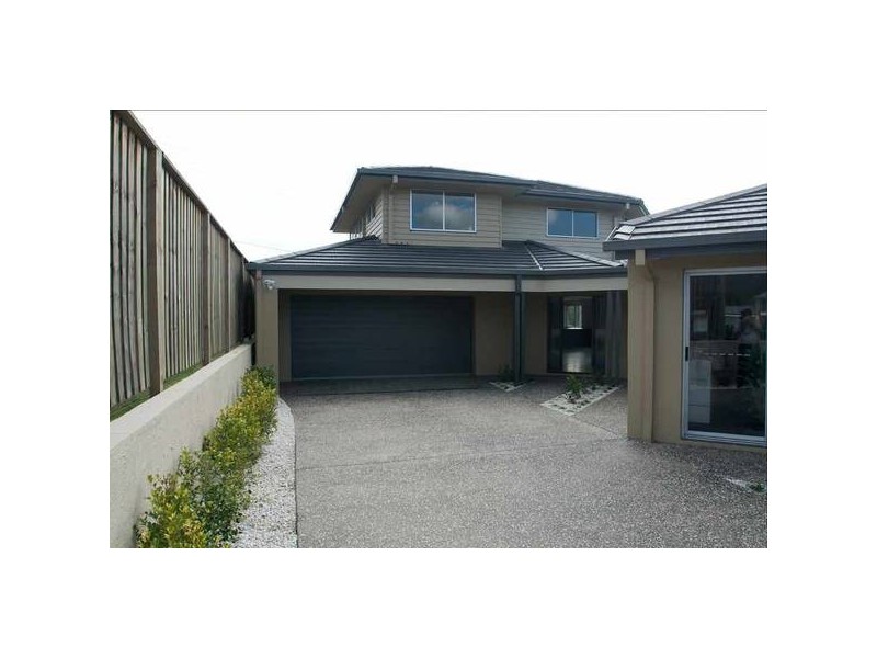 Highland Park QLD 4211