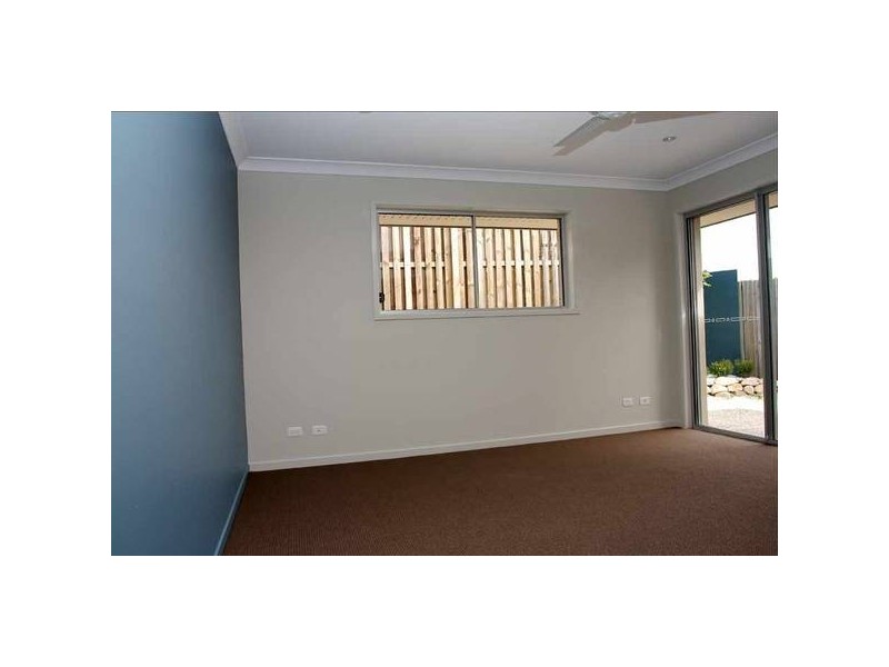 Highland Park QLD 4211