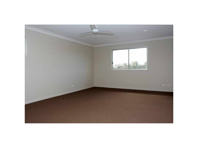 Highland Park QLD 4211