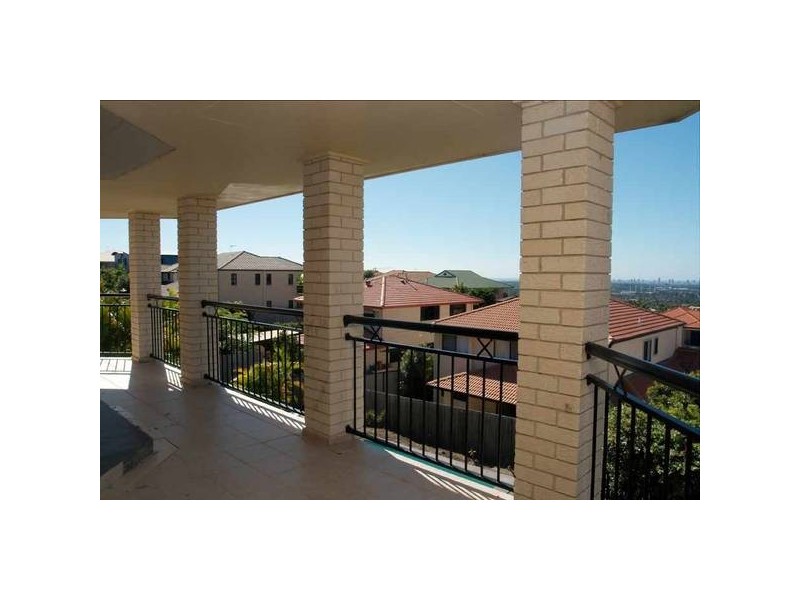 Highland Park QLD 4211