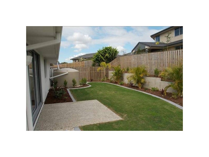 Highland Park QLD 4211