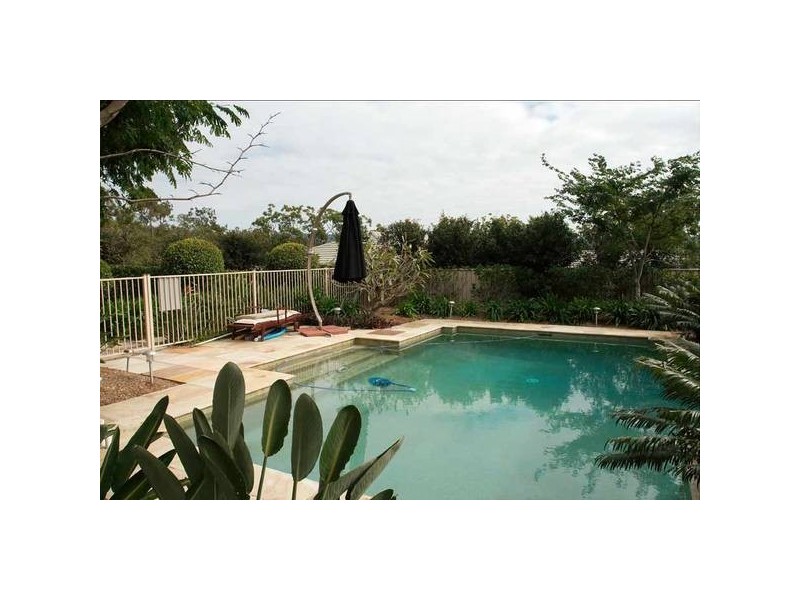 Highland Park QLD 4211