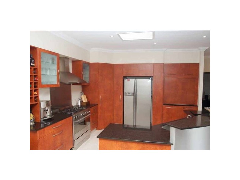 Highland Park QLD 4211