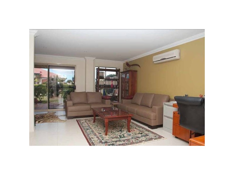 Highland Park QLD 4211