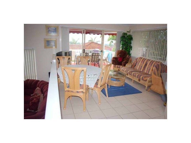 Highland Park QLD 4211