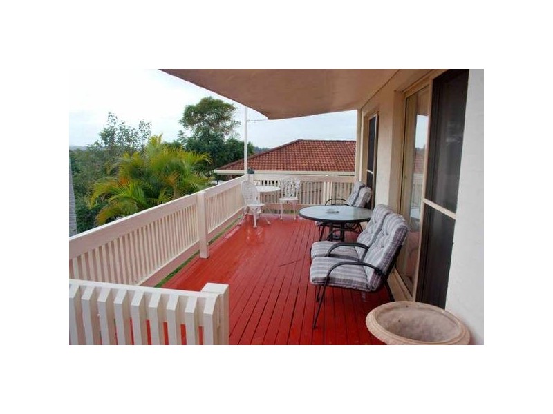 Highland Park QLD 4211