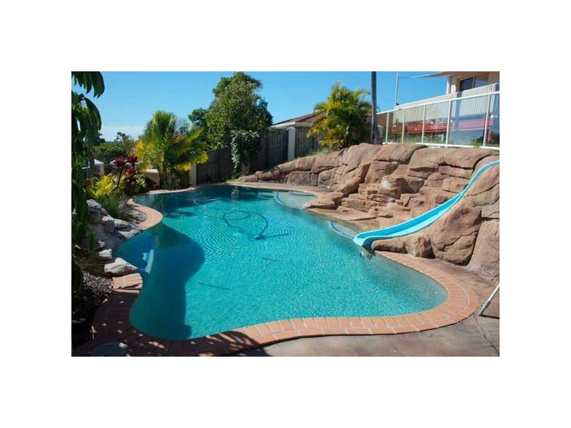 Highland Park QLD 4211