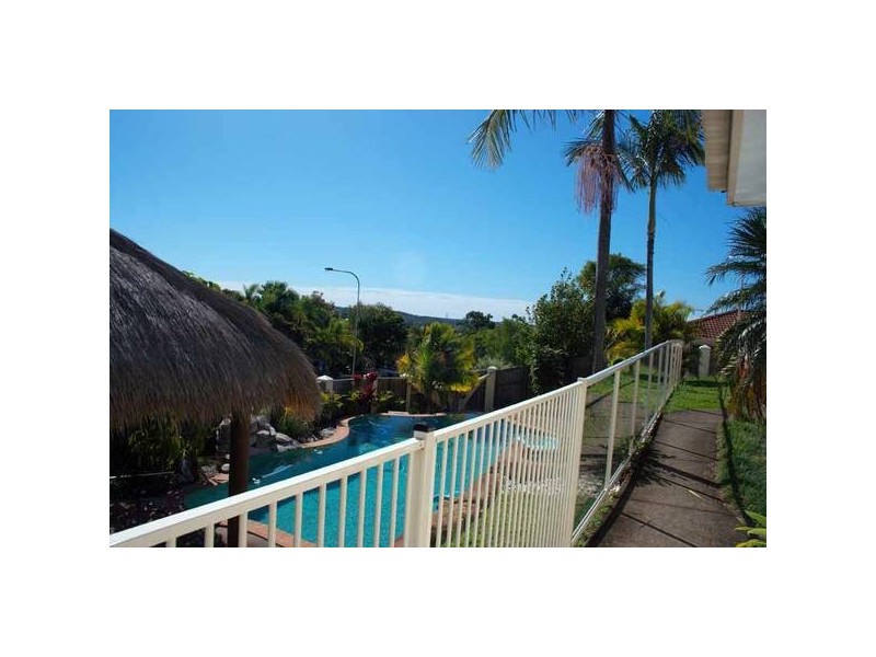 Highland Park QLD 4211