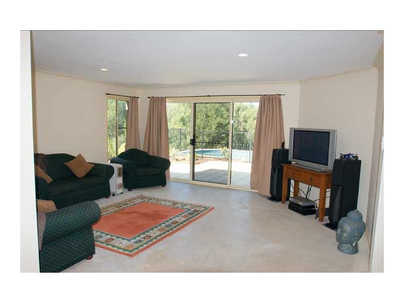 2 Eden Park Court, Mount Nathan QLD 4211