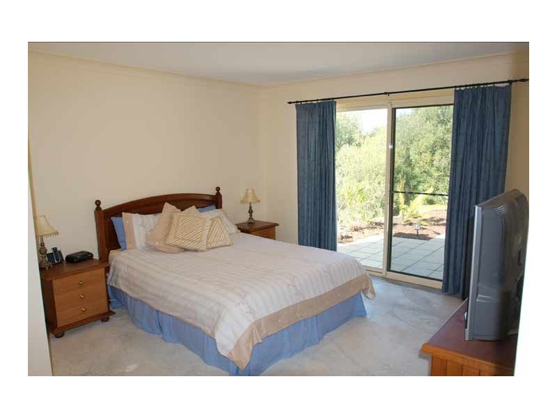 2 Eden Park Court, Mount Nathan QLD 4211