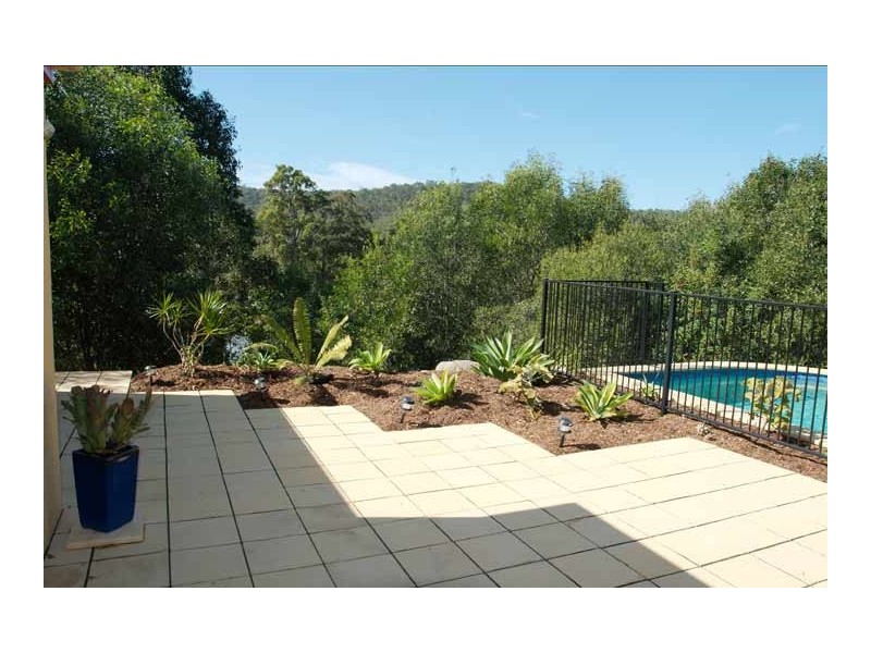 2 Eden Park Court, Mount Nathan QLD 4211