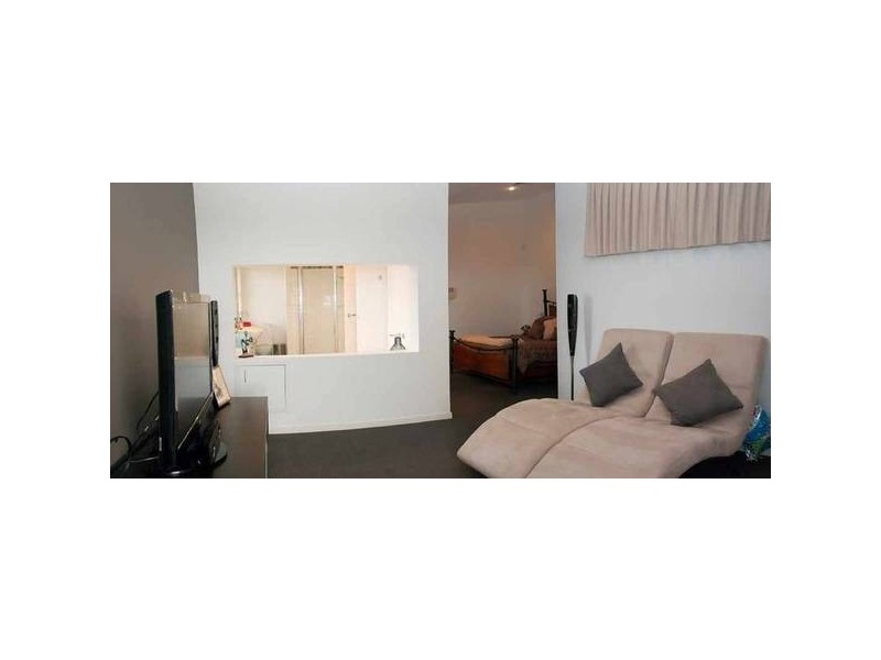 Highland Park QLD 4211