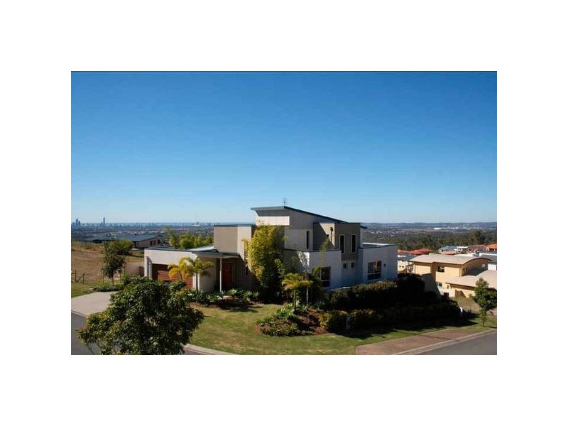 Highland Park QLD 4211