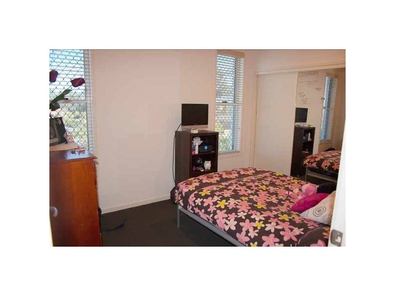 Highland Park QLD 4211