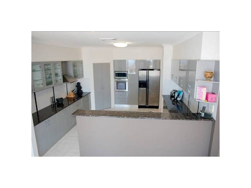 Highland Park QLD 4211