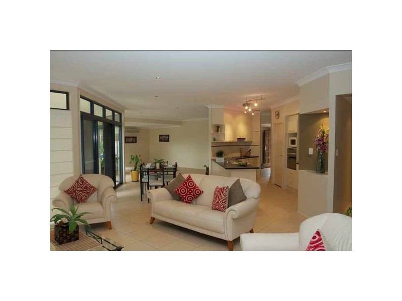 Highland Park QLD 4211