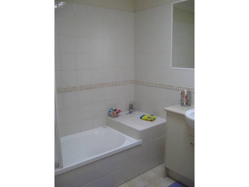 Highland Park QLD 4211