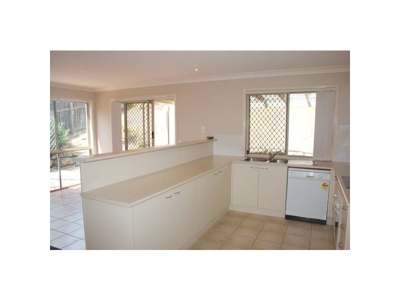 Highland Park QLD 4211