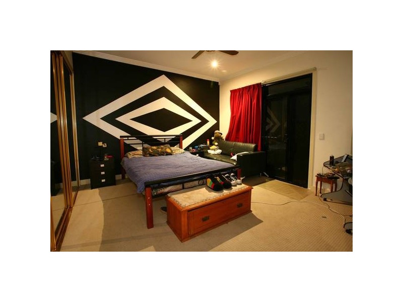 Highland Park QLD 4211