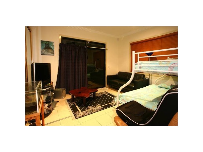 Highland Park QLD 4211