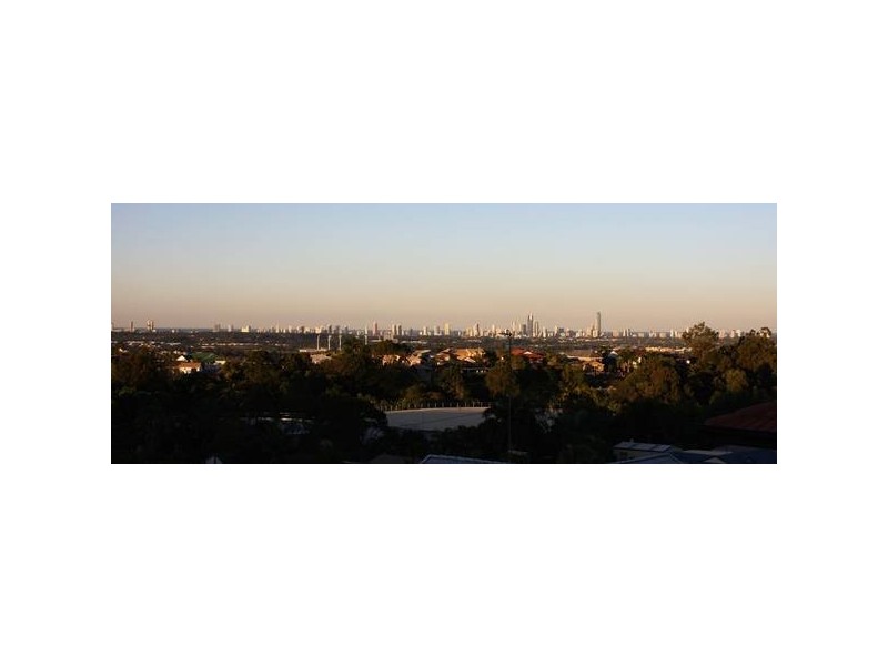 Highland Park QLD 4211