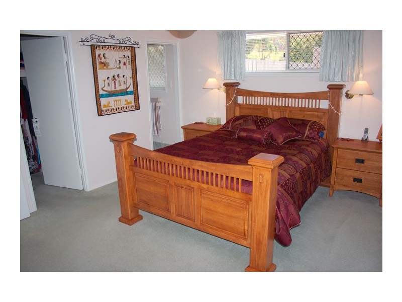 Pacific Pines QLD 4211