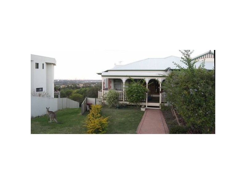 Highland Park QLD 4211