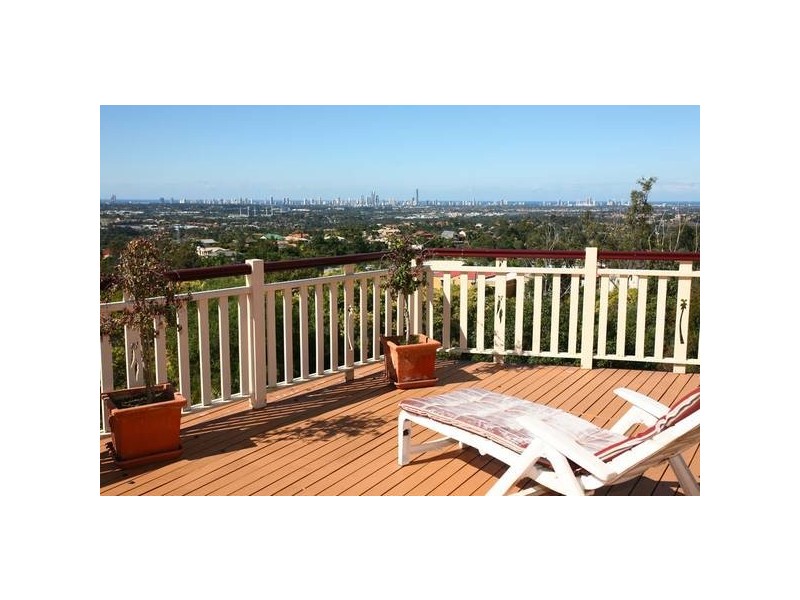 Highland Park QLD 4211
