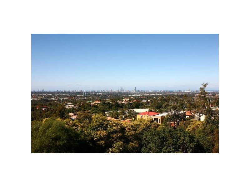 Highland Park QLD 4211