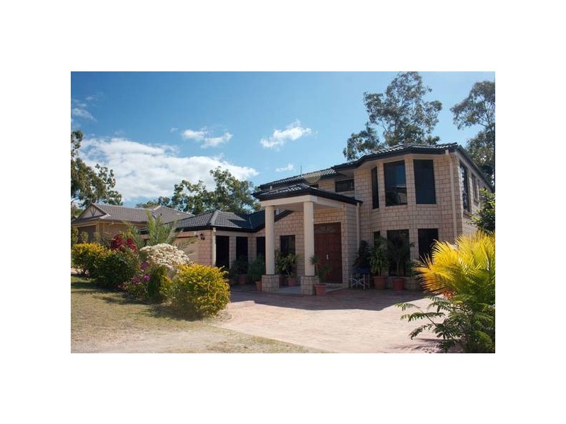 Highland Park QLD 4211