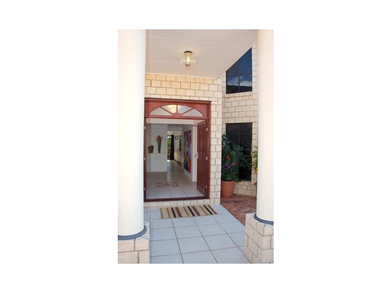 Highland Park QLD 4211