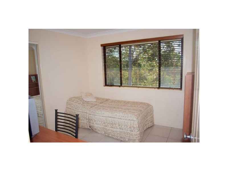 Highland Park QLD 4211