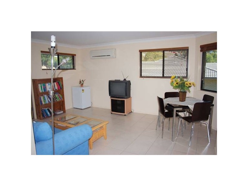 Highland Park QLD 4211