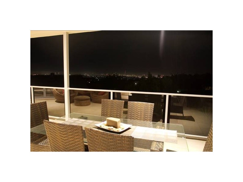 Highland Park QLD 4211