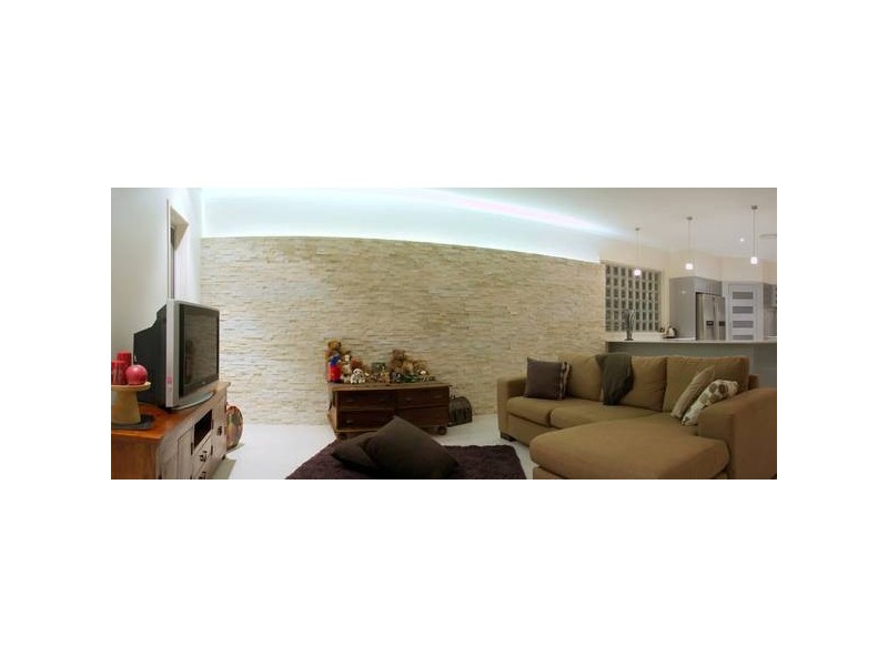 Highland Park QLD 4211