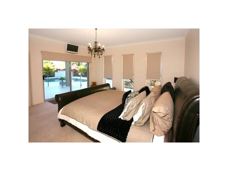 Highland Park QLD 4211