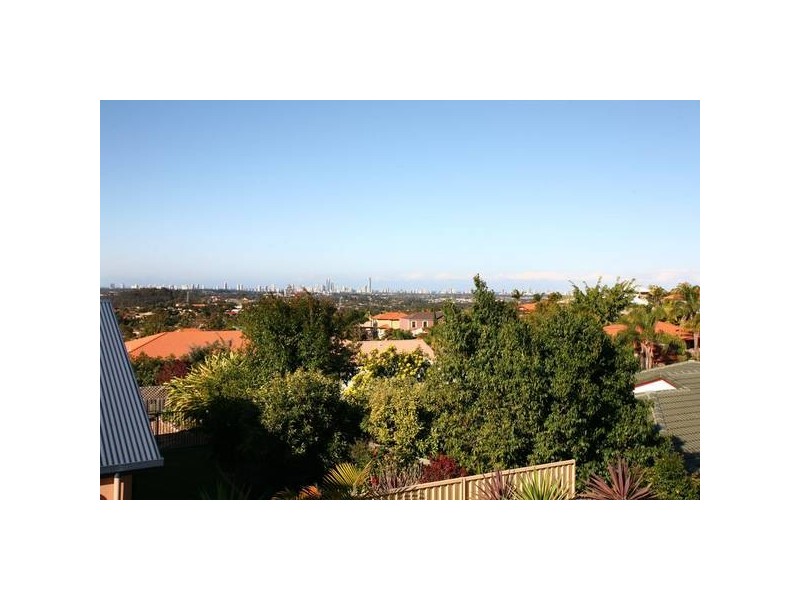 Highland Park QLD 4211