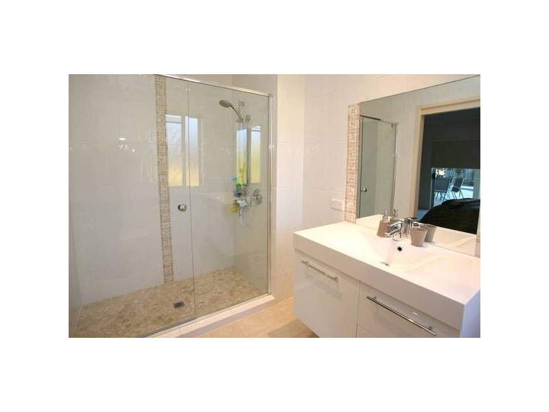 Highland Park QLD 4211