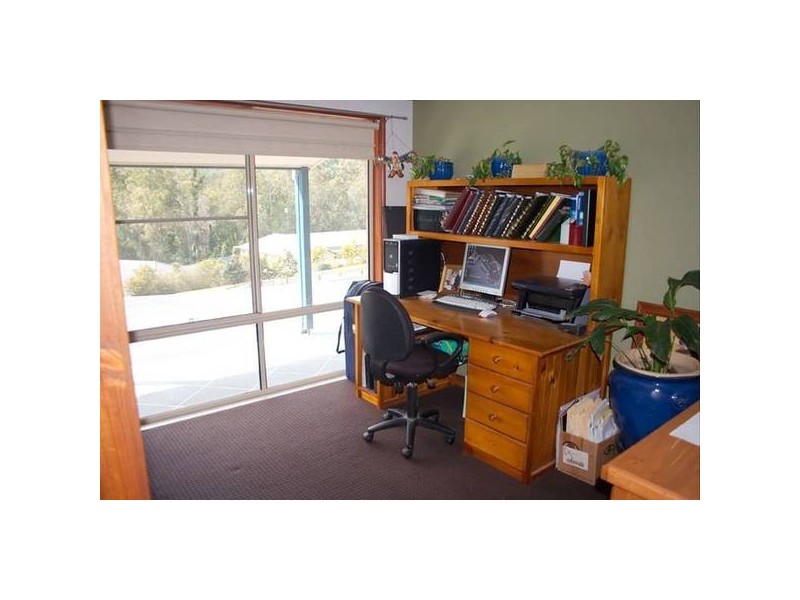 Mount Nathan QLD 4211