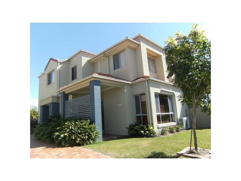 3/1 Shorehaven Place, Varsity Lakes QLD 4227