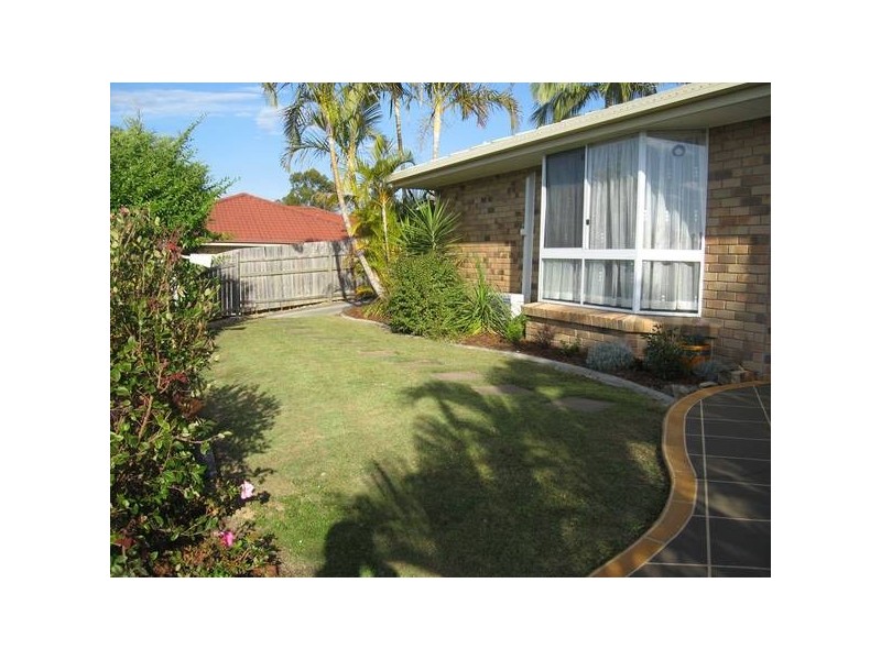 9 Lochinvar Court, Highland Park QLD 4211