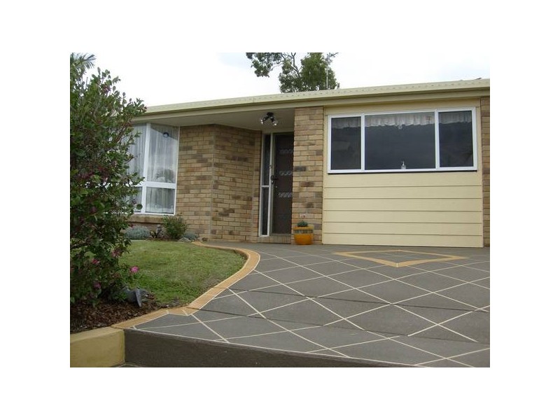 9 Lochinvar Court, Highland Park QLD 4211