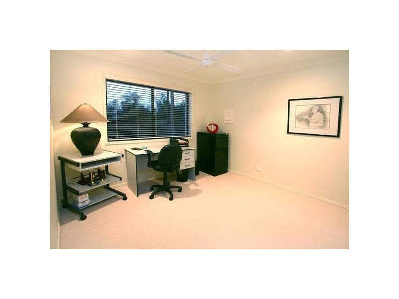 Highland Park QLD 4211