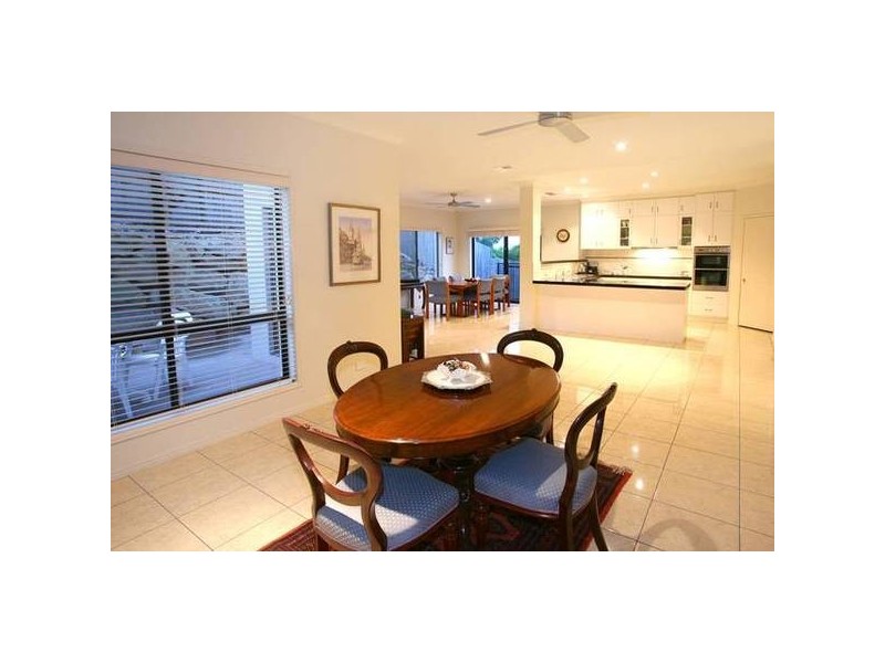 Highland Park QLD 4211